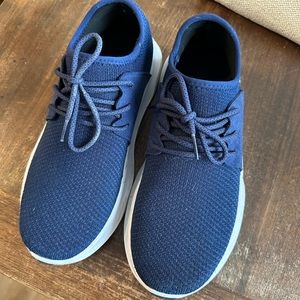 Vessis size 9 women’s